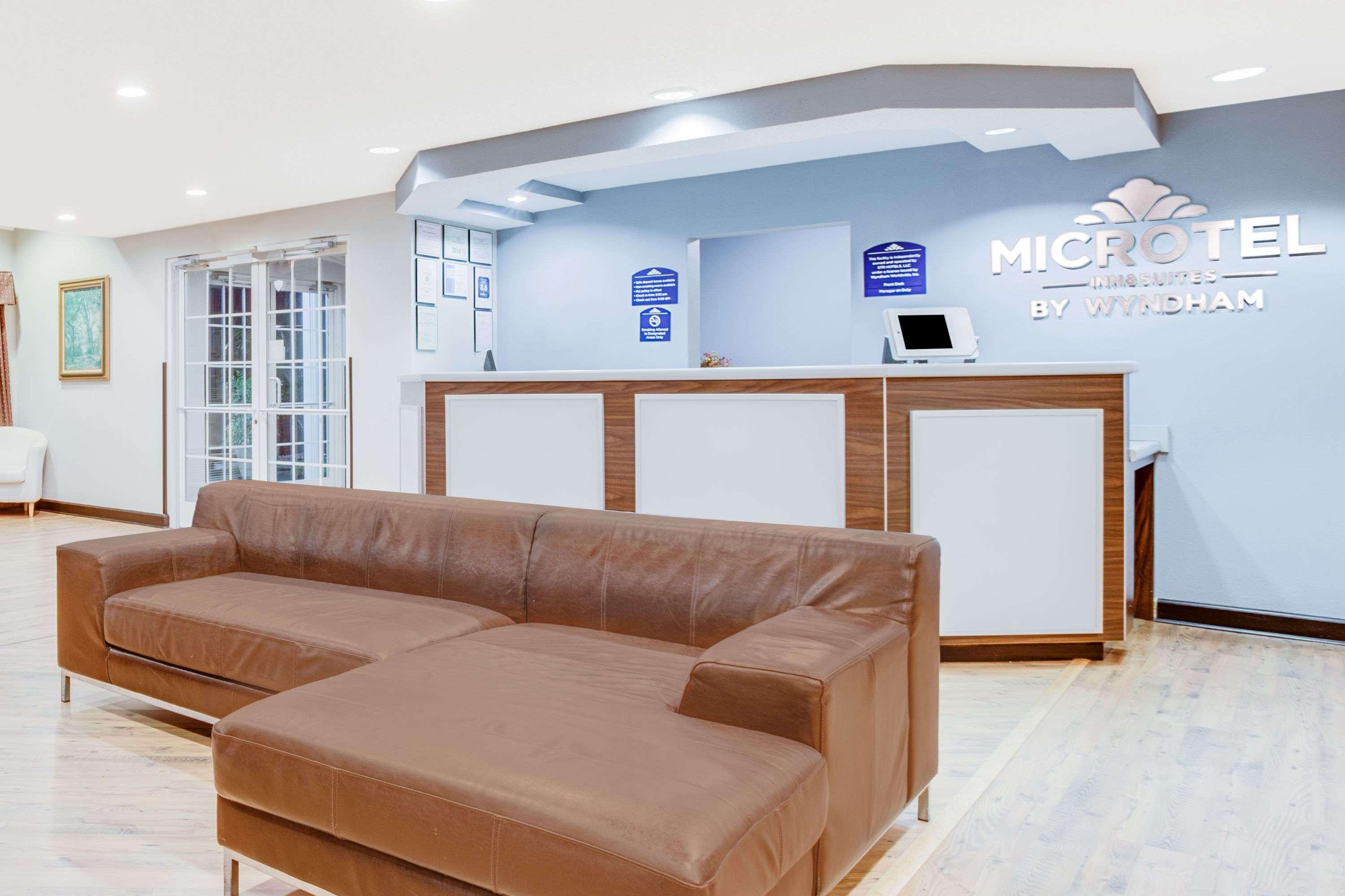 Microtel Inn & Suites Columbus North Extérieur photo