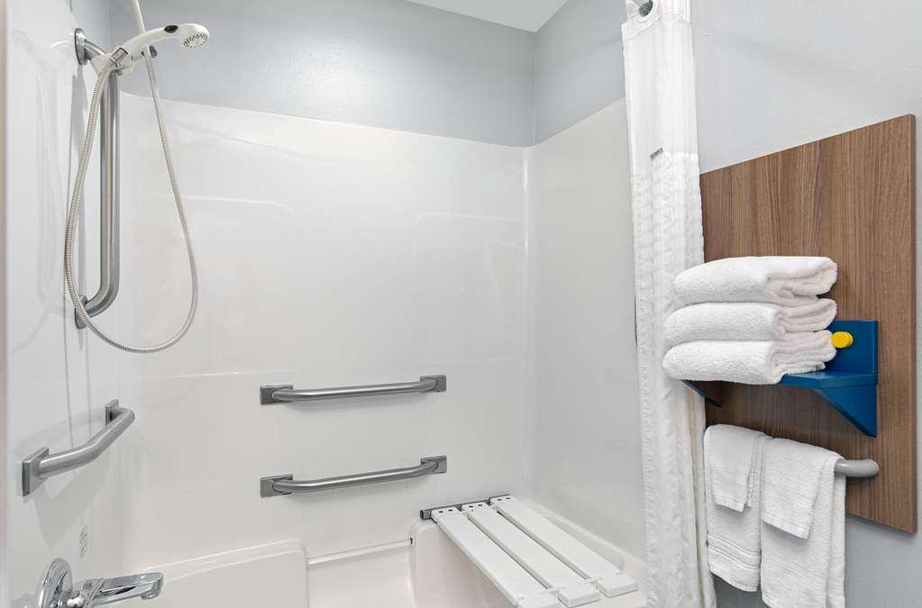 Microtel Inn & Suites Columbus North Chambre photo