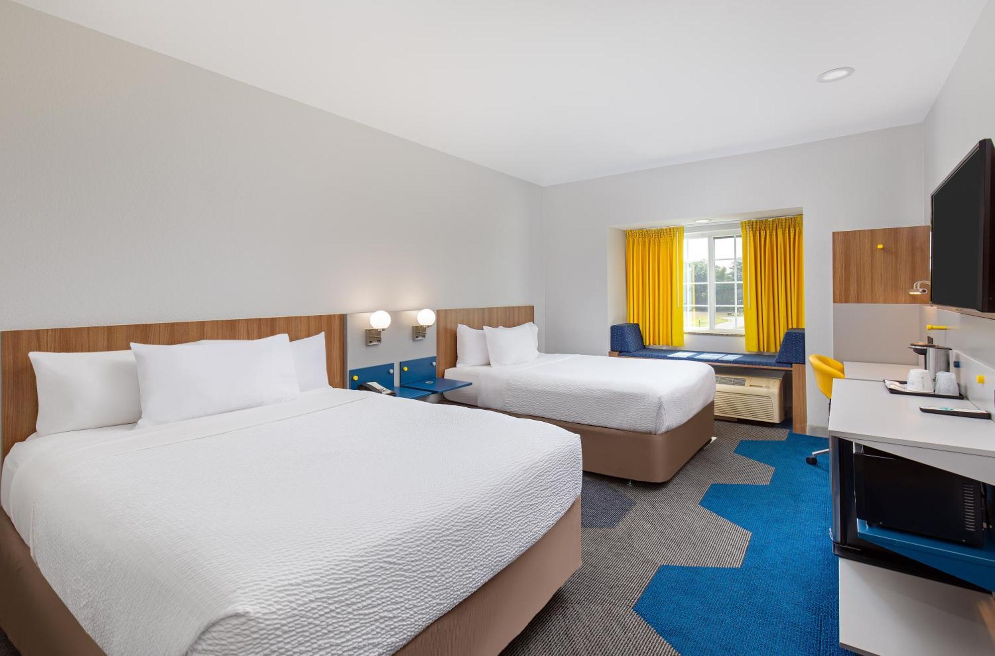 Microtel Inn & Suites Columbus North Extérieur photo