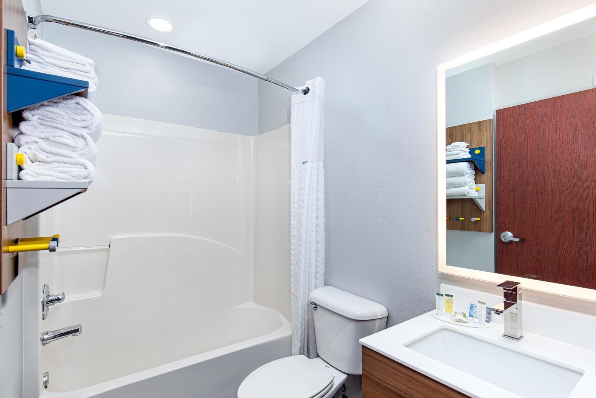 Microtel Inn & Suites Columbus North Extérieur photo
